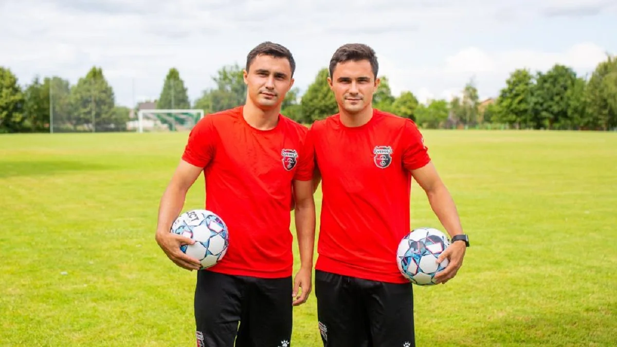 Станислав и Владислав Шараи / Сайт Вереса