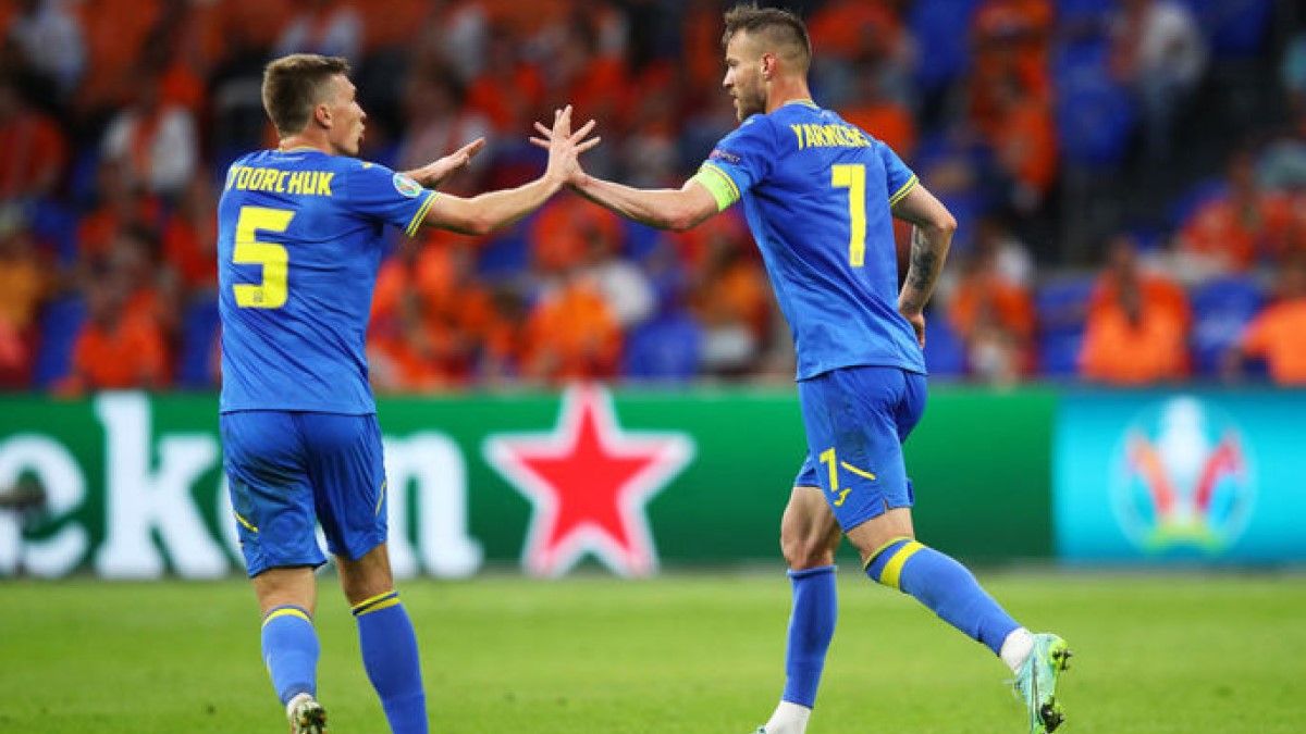Сидорчук и Ярмоленко / Getty Images