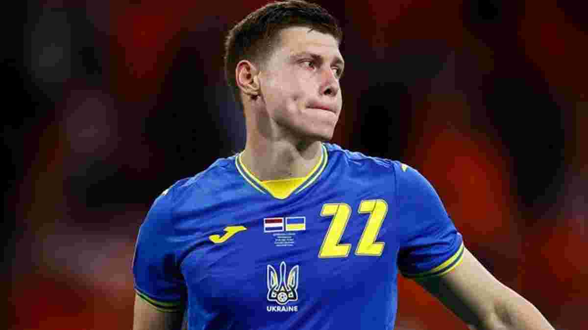 Матвиенко в Аякс: агент игрока сборной Украины провел встречу с Хунтелааром