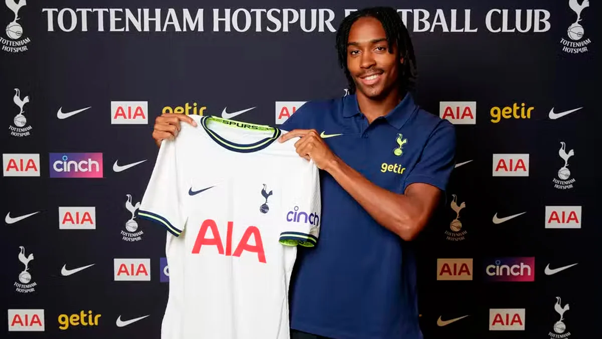 Джед Спенс – новичок Тоттенхэма / фото Tottenham Hotspur