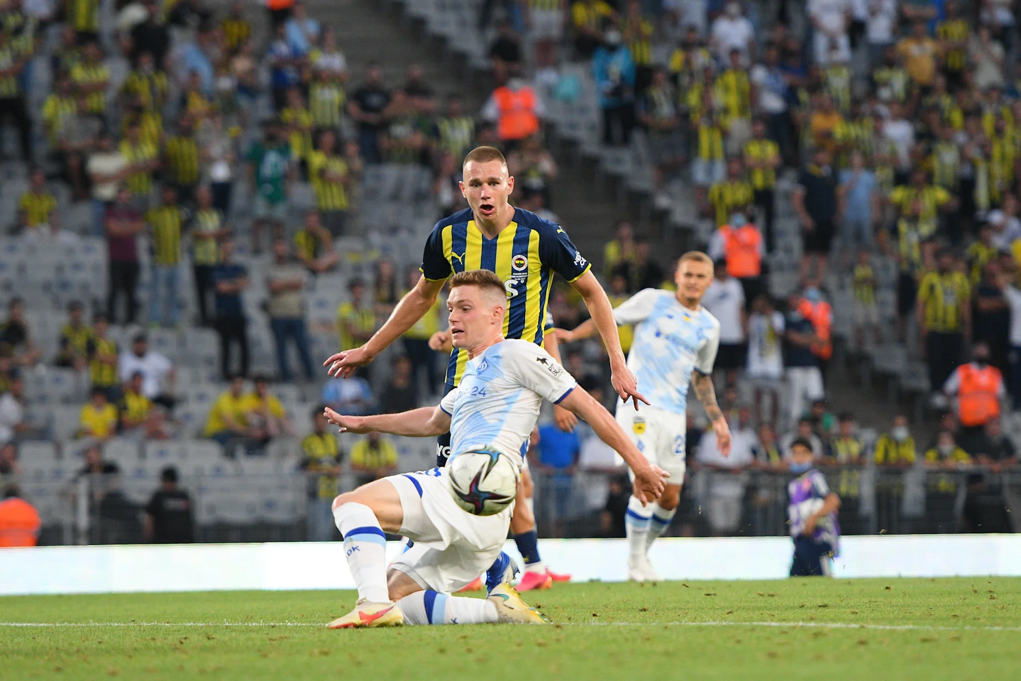 Динамо – Фенербахче: де дивитися матч 20 07 2022