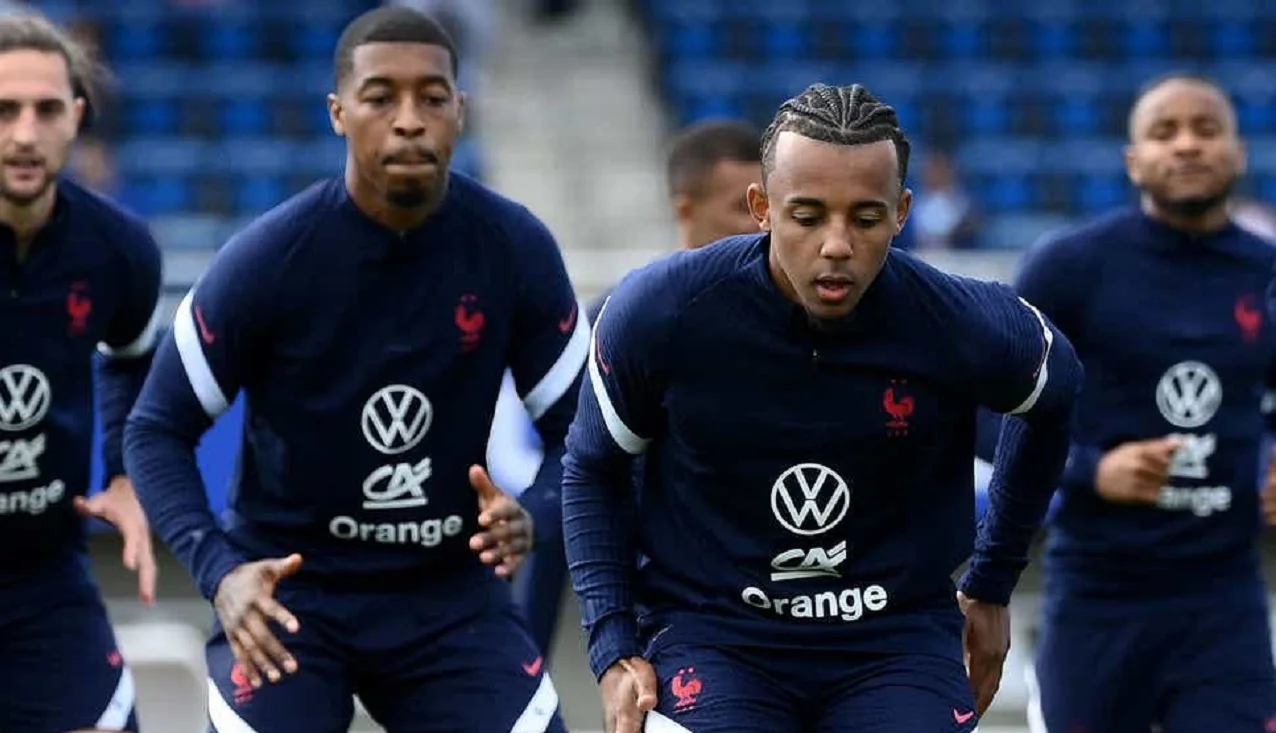 Кимпембе и Кунде в сборной Франции / AFP