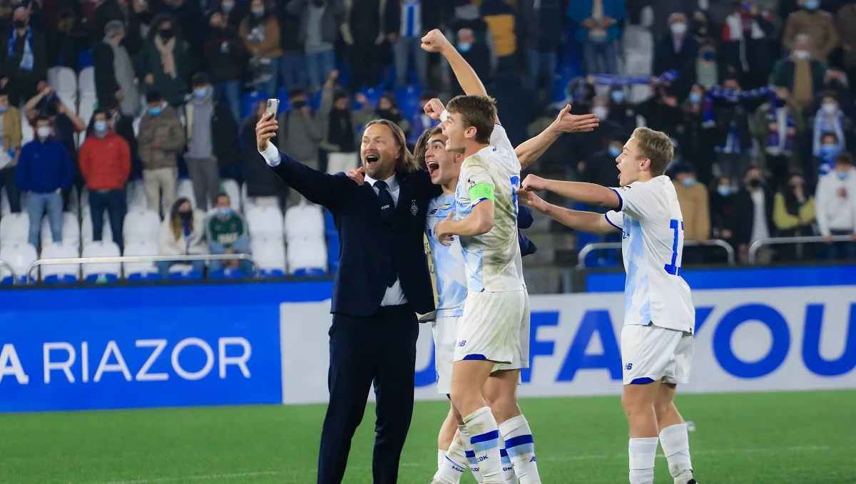 Игорь Костюк с подопечными / Сайт Динамо