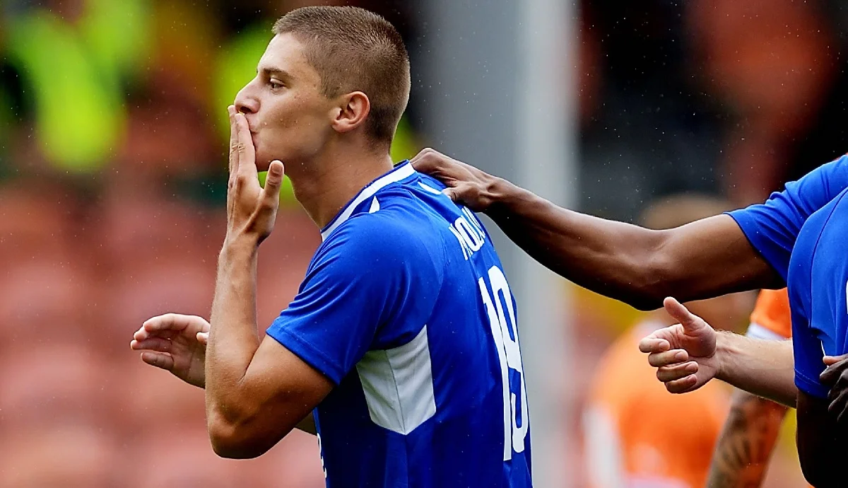 Виталий Миколенко / ФК Эвертон