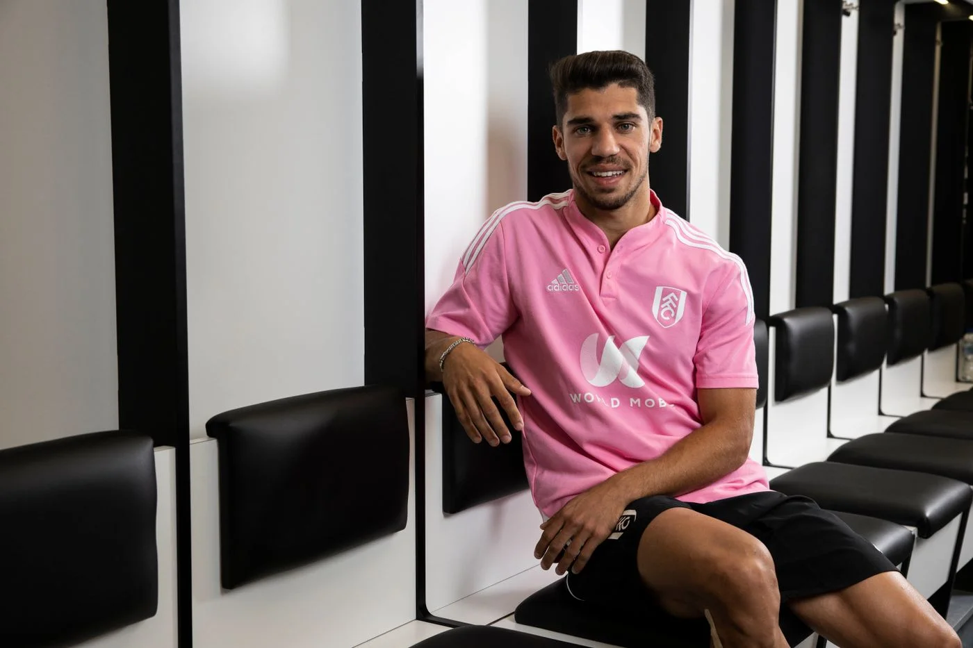 Манор Соломон / Сайт Фулхэма