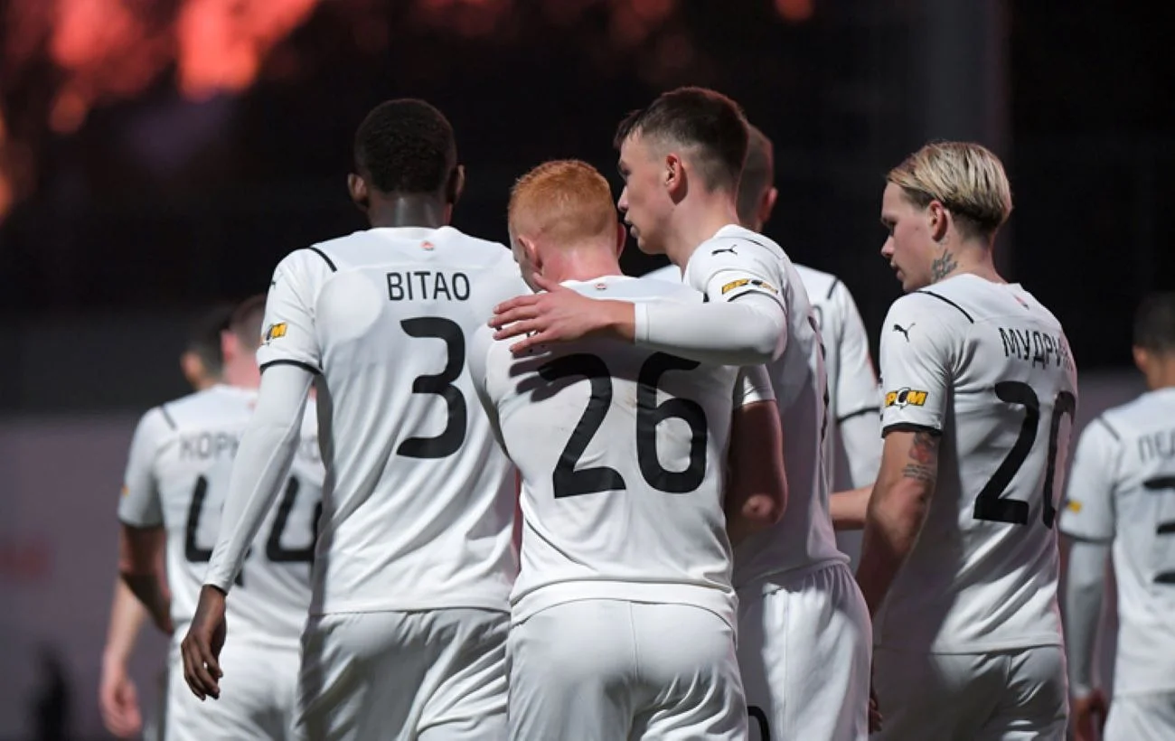 Игроки Шахтера / фото: ФК Шахтер