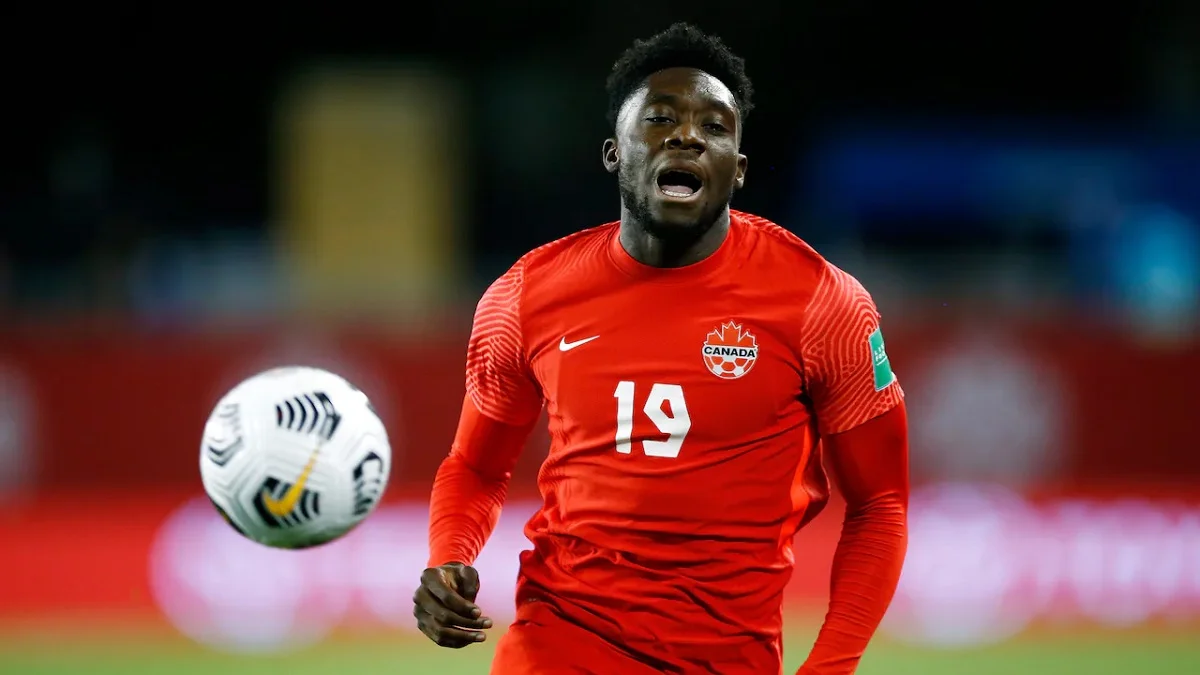 Альфонсо Дэвис / Getty Images