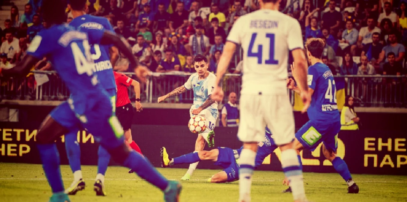 Шапаренко диригує / Фото ФК Динамо