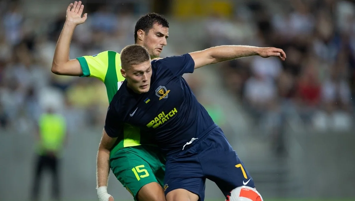 Артем Довбик / СК Дніпро-1