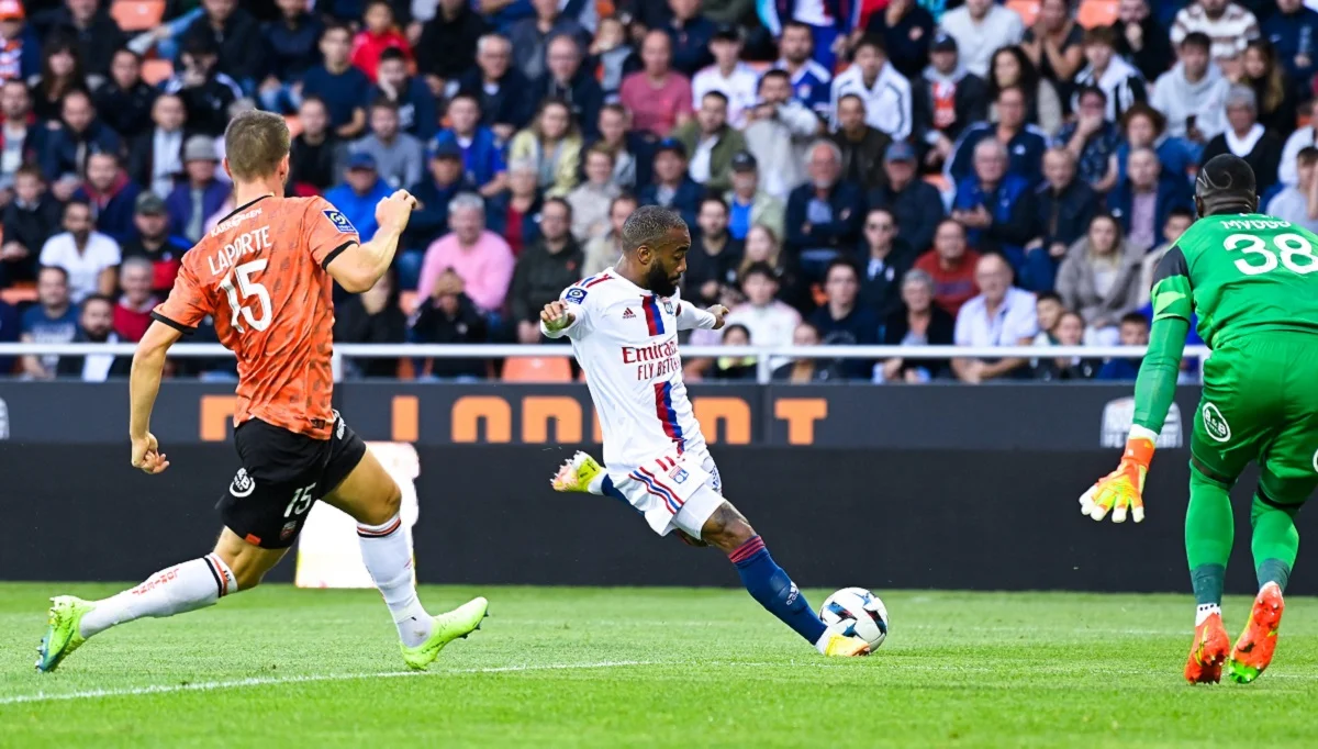 Лион проиграл Лорьяну / Getty Images