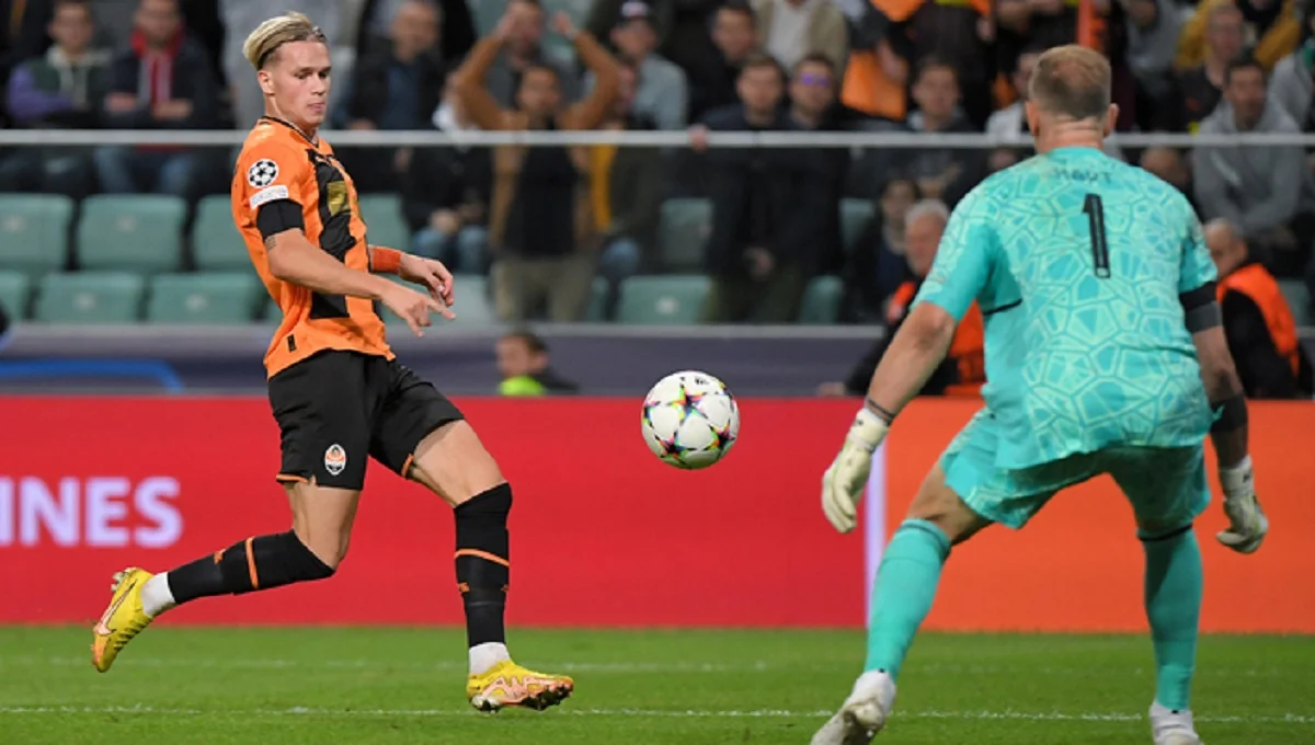 Михайло Мудрик (ліворуч) / ФК Шахтар