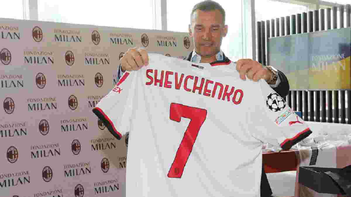 Шевченко заїхав у гості до Мілана з важливою метою – фанати клубу отримали розкішний подарунок і підтримали Україну