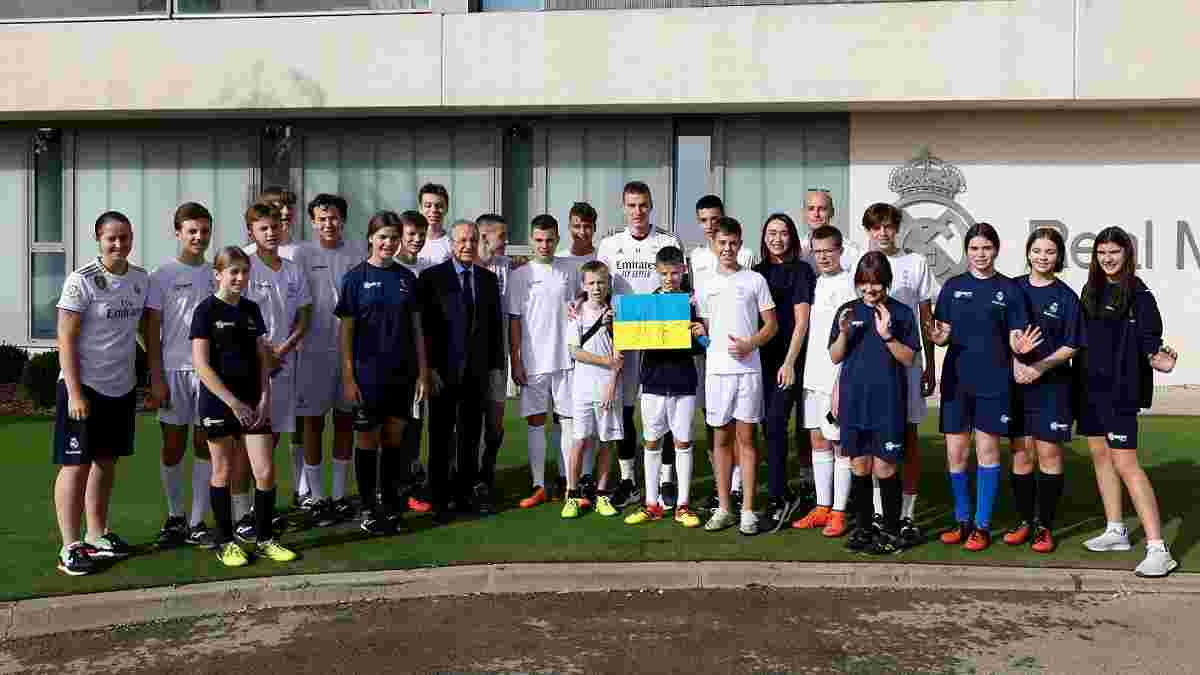 Лунин встретился с украинскими детьми на базе Реала – мадридцы подготовили не один приятный сюрприз перед Шахтером