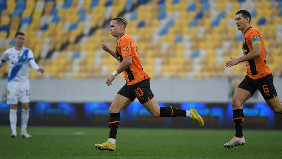 Михаил Мудрик забил один из голов в ворота Динамо / фото: ФК Шахтер