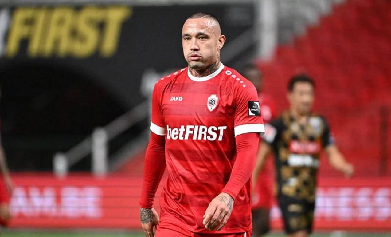 Раджа Наінгголан / Сайт Антверпена