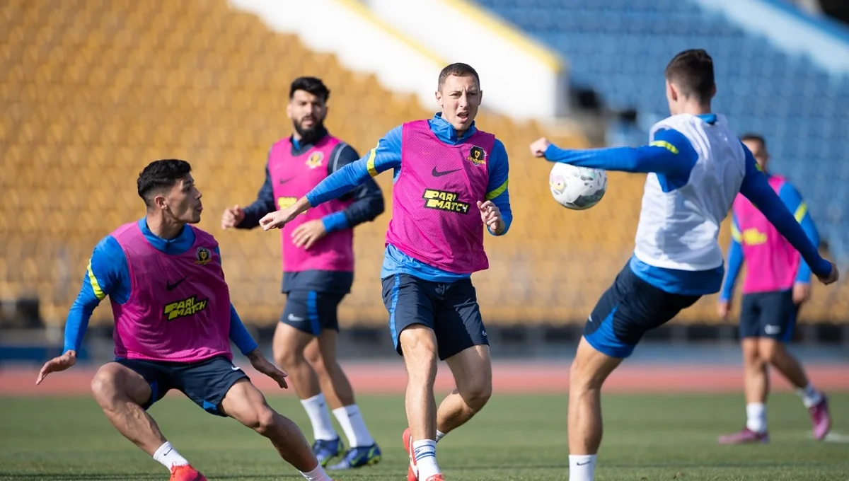 Фото СК Дніпро-1