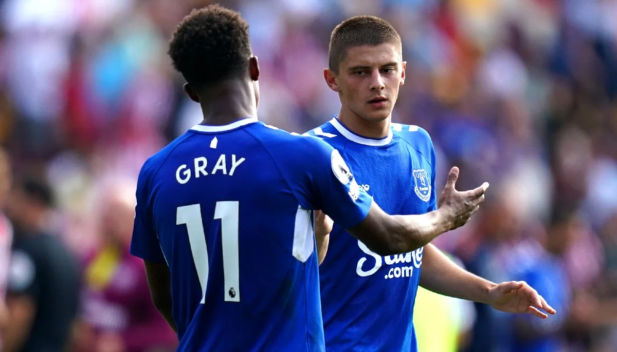 Виталий Миколенко / ФК Эвертон