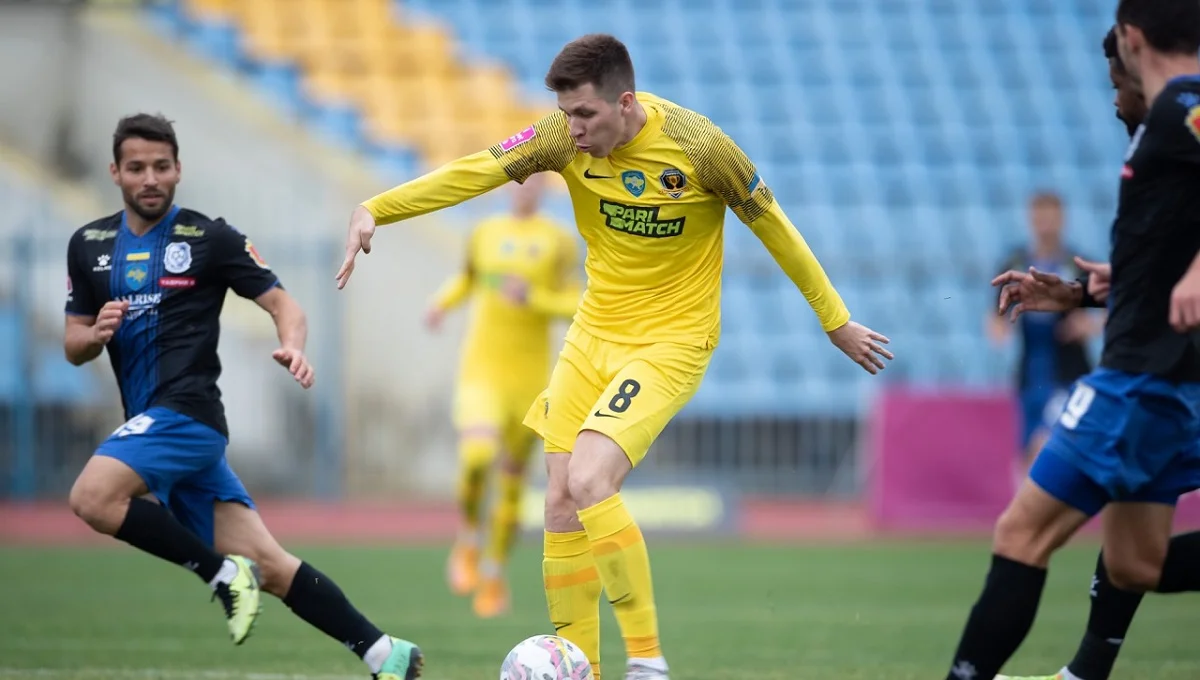 Протистояння СК Дніпро-1 та Чорноморця / Сайт "спортклубівців"