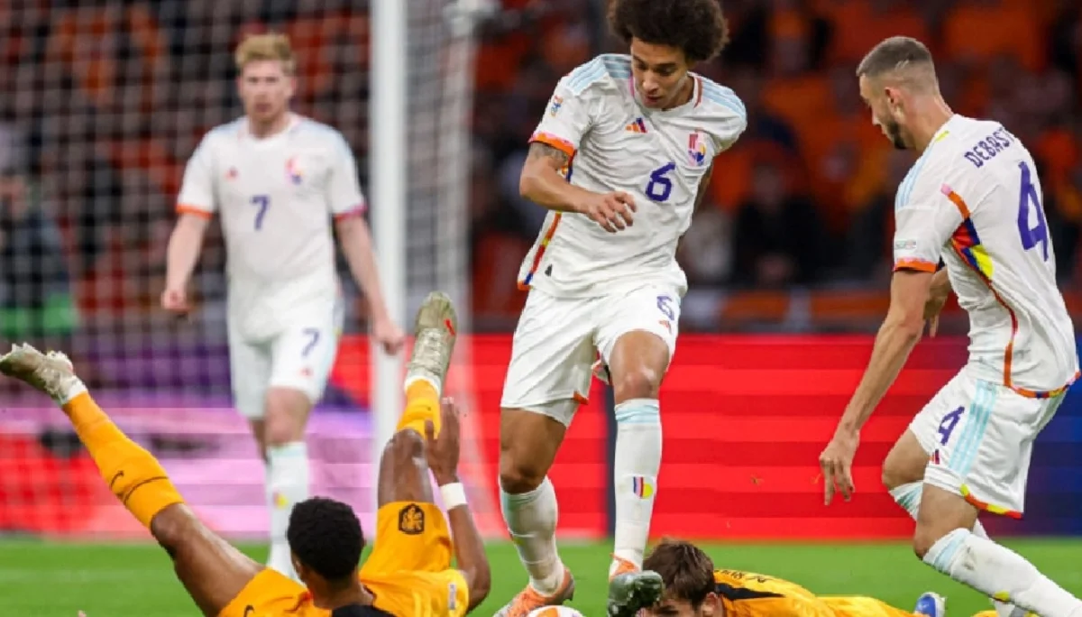 Сборная Бельгии в "провокативных" футболках / Фото из открытых источников