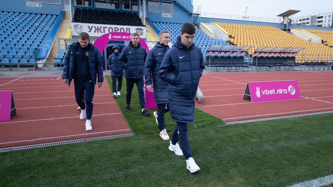 Игроки СК Днепр-1 / Сайт клуба