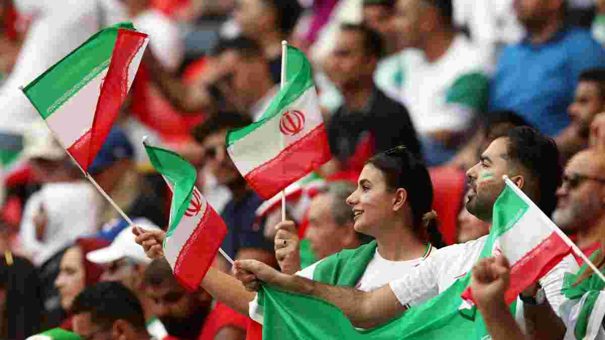 ЧС-2022: іранські вболівальниці підозрюють, що влада країни стежить за ними на матчах Мундіалю