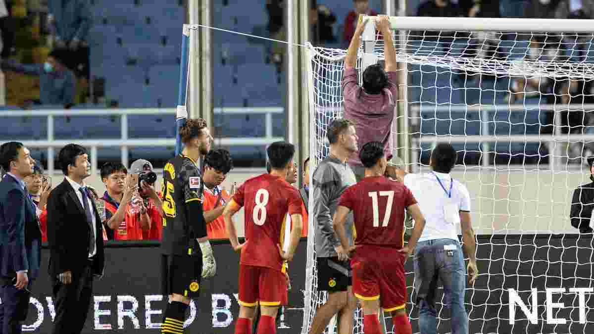 Боруссия Д проиграла сборной Вьетнама: перед решающим пенальти сломались ворота