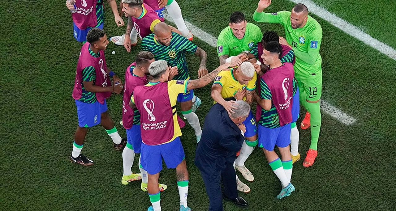 Бразилия танцует / Getty Images