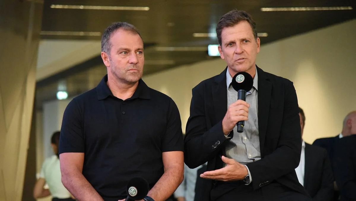 Ганс-Дітер Флік та Олівер Бірхофф / sport.de