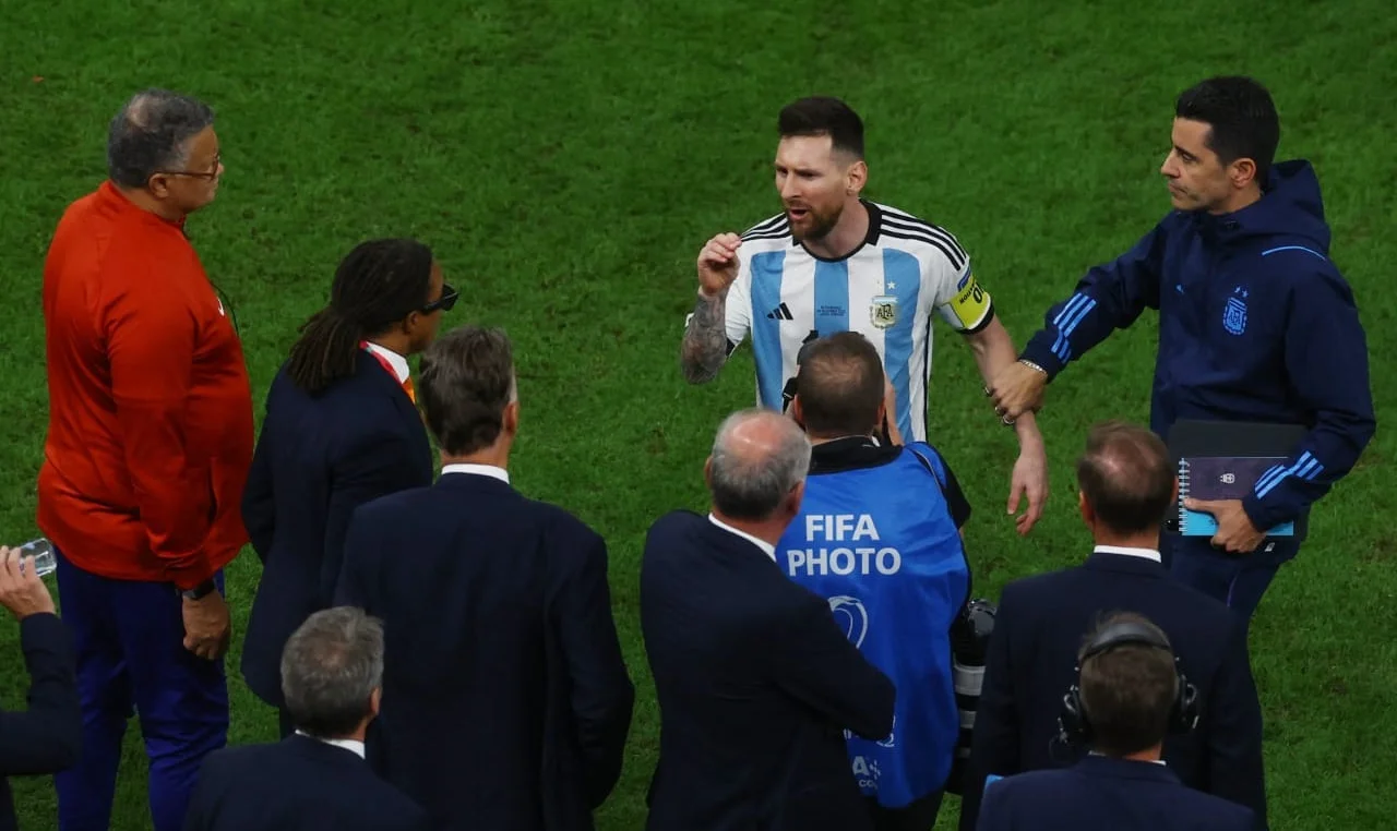 Месси в гневе / Reuters