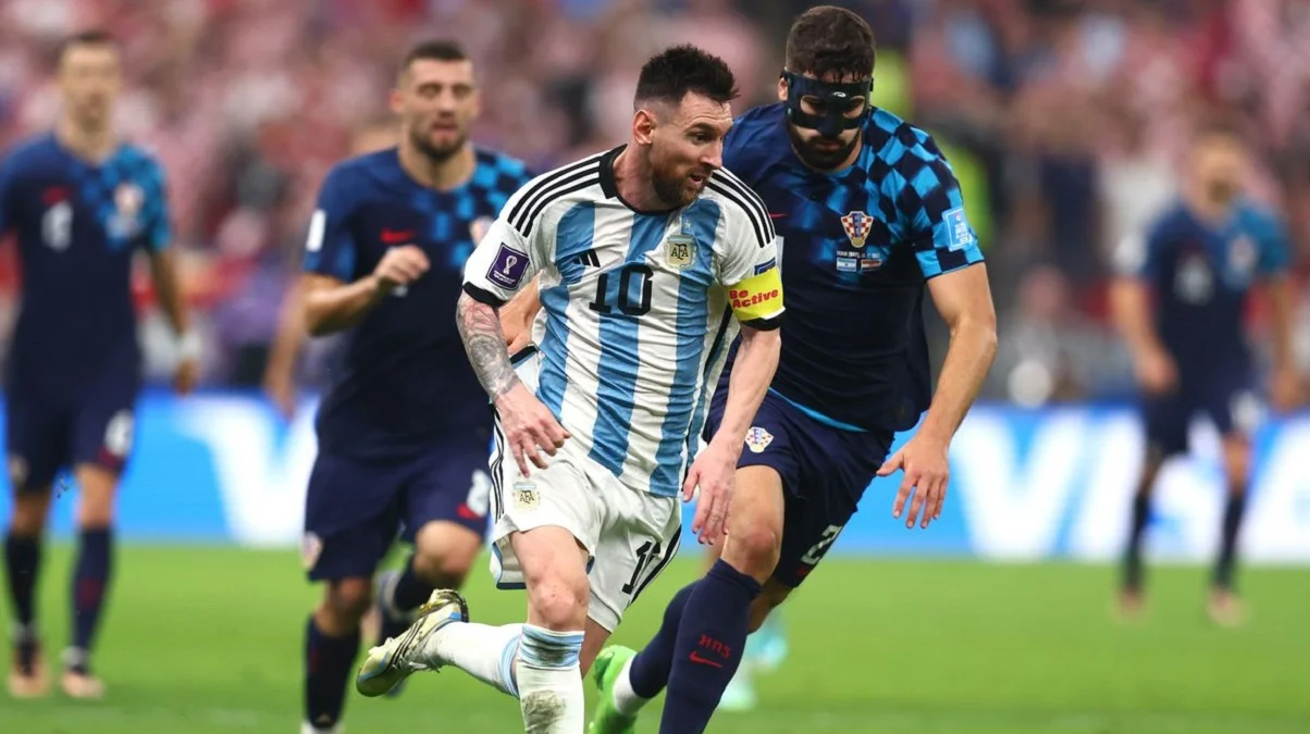 Ліонель Мессі та Йошко Гвардіол у матчі Аргентина – Хорватія / Getty Images