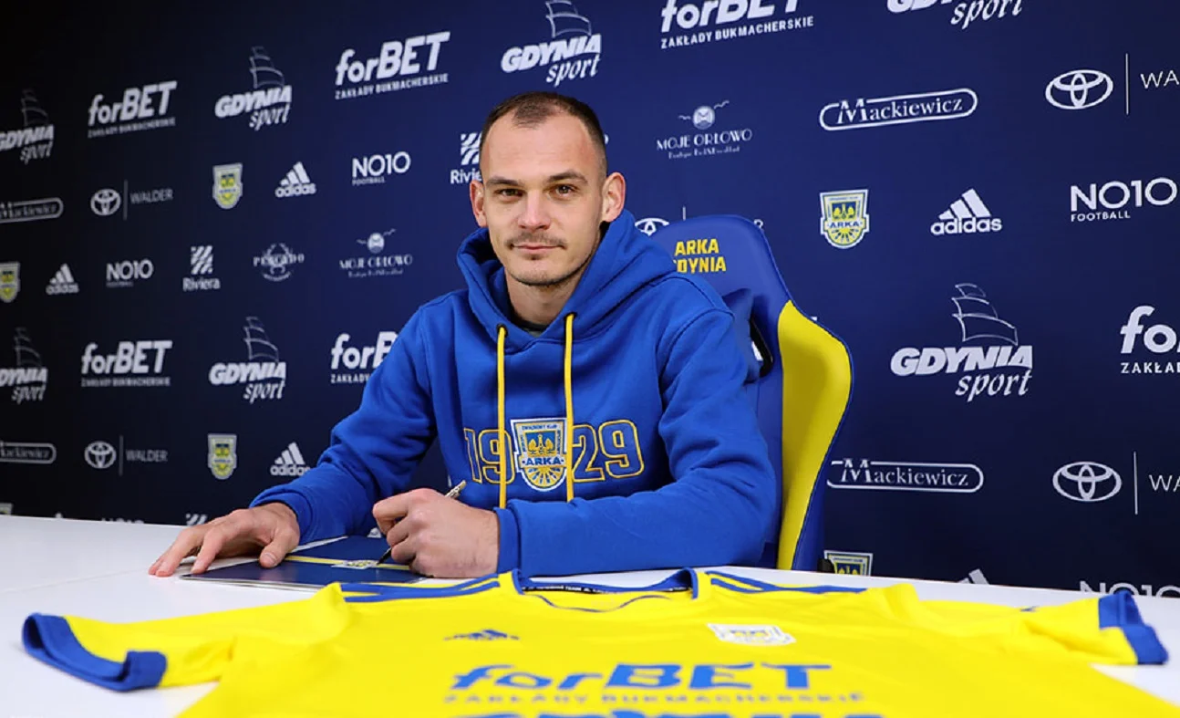 Олександр Азацький / Сайт Арки