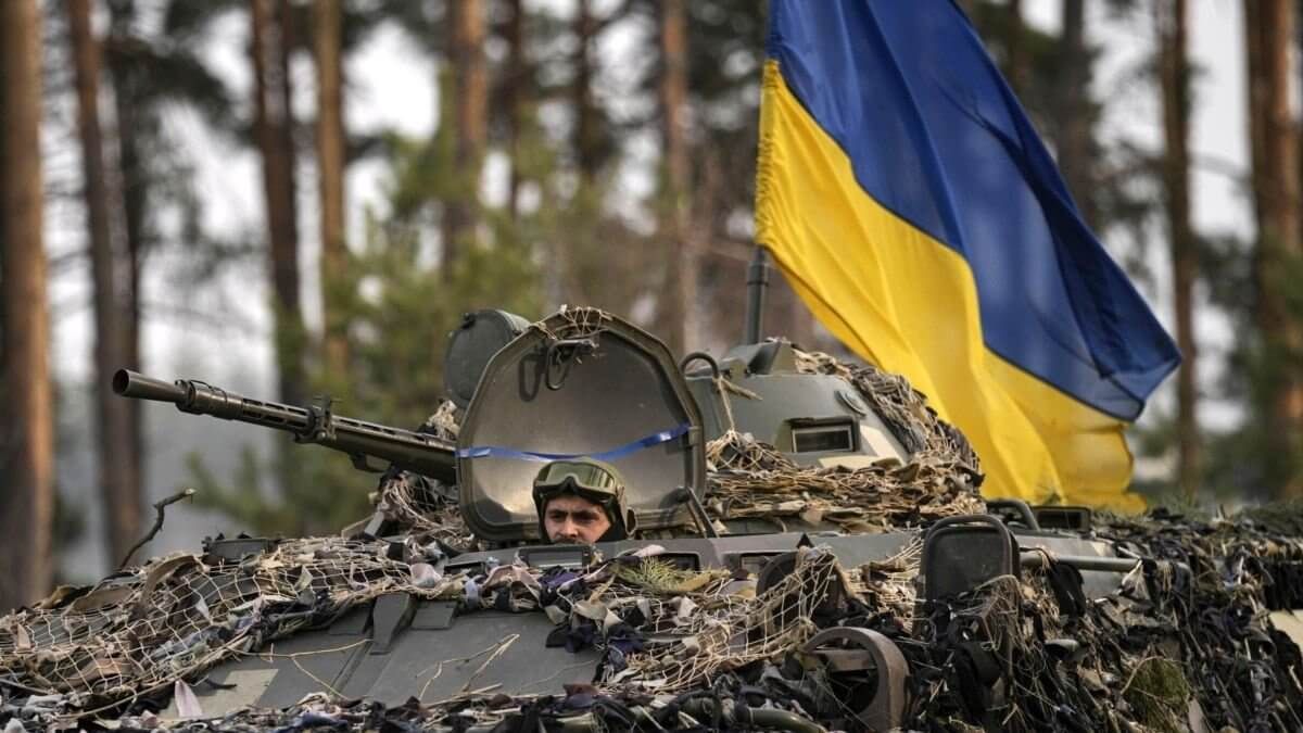 Українські військові