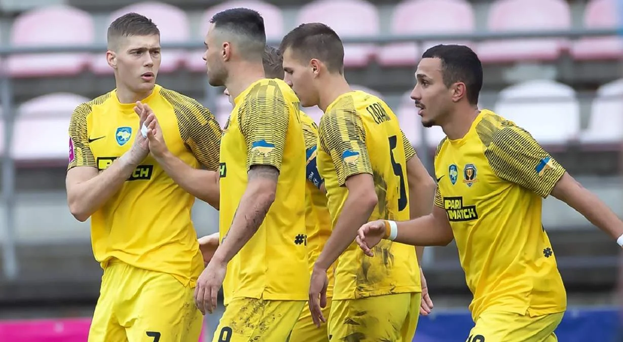 Гравці СК Дніпро-1 / фото: СК Дніпро-1