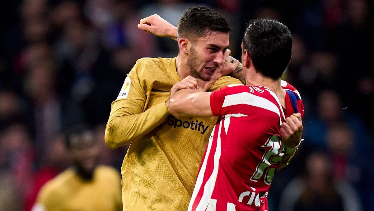 Ферран Торрес та Стефан Савіч / Getty images