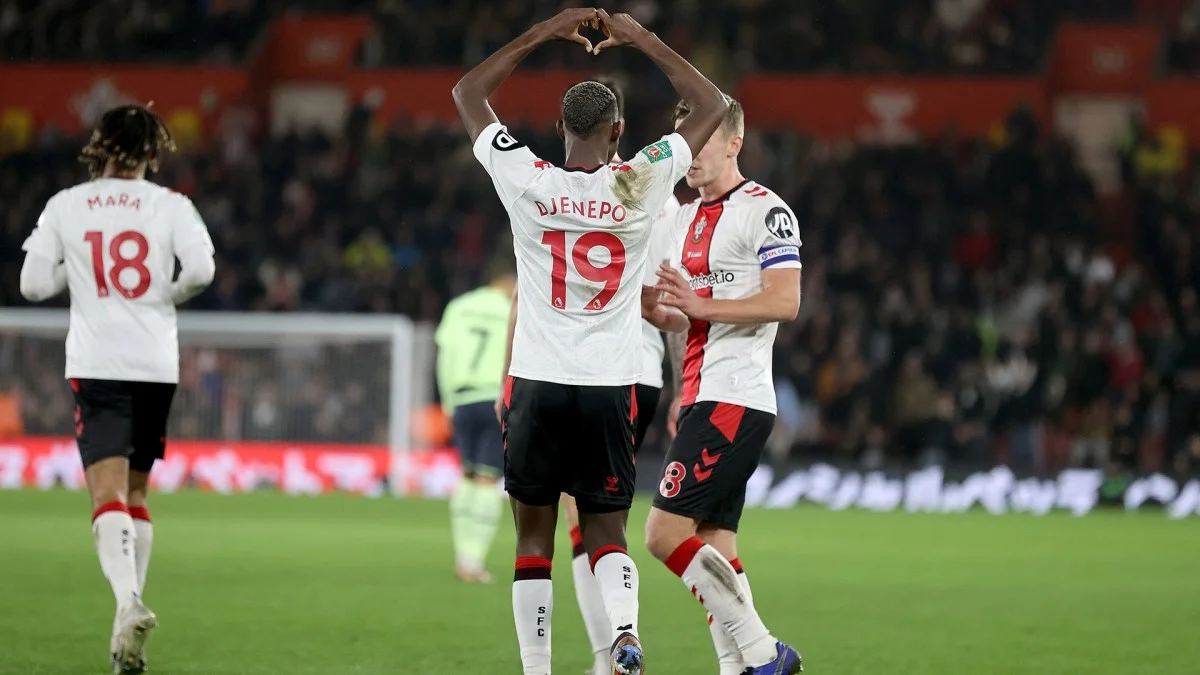 Дженепо стал автором второго гола в ворота Ман Сити / твиттер Саутгемптона