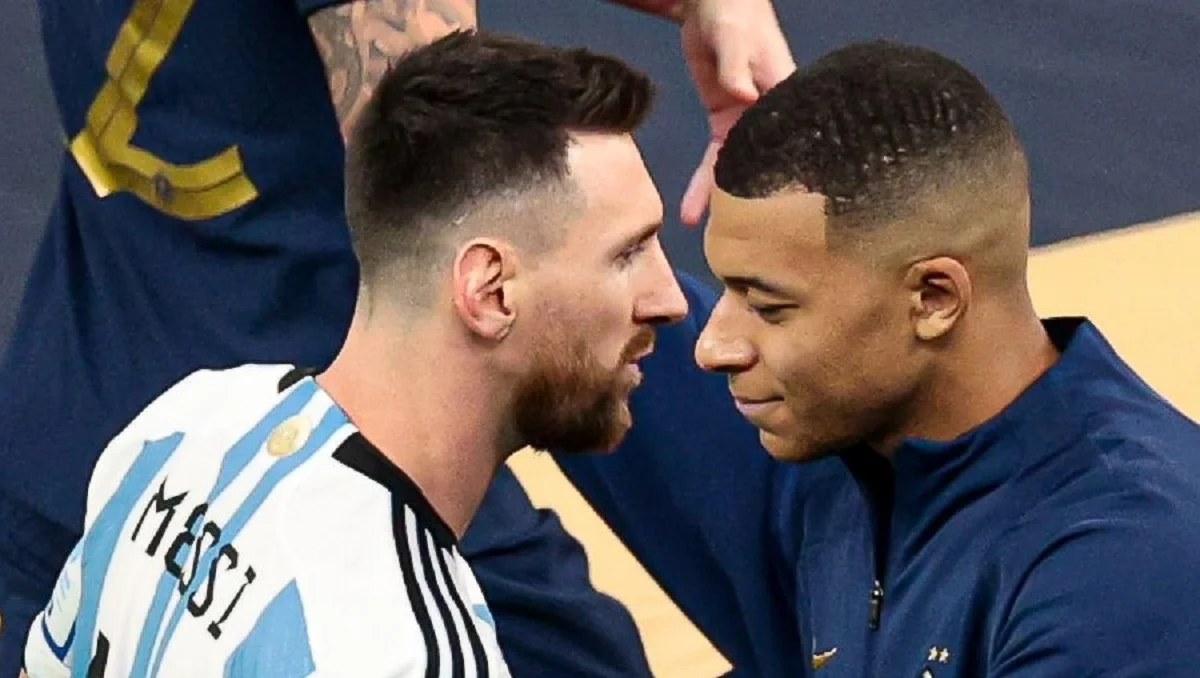 Ліонель Мессі та Кіліан Мбаппе / Getty Images
