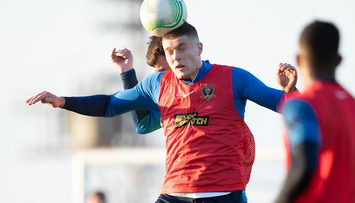 Артем Довбик / СК Дніпро-1