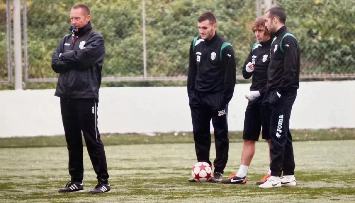 Павло Кучеров (ліворуч) / ФК Карпати