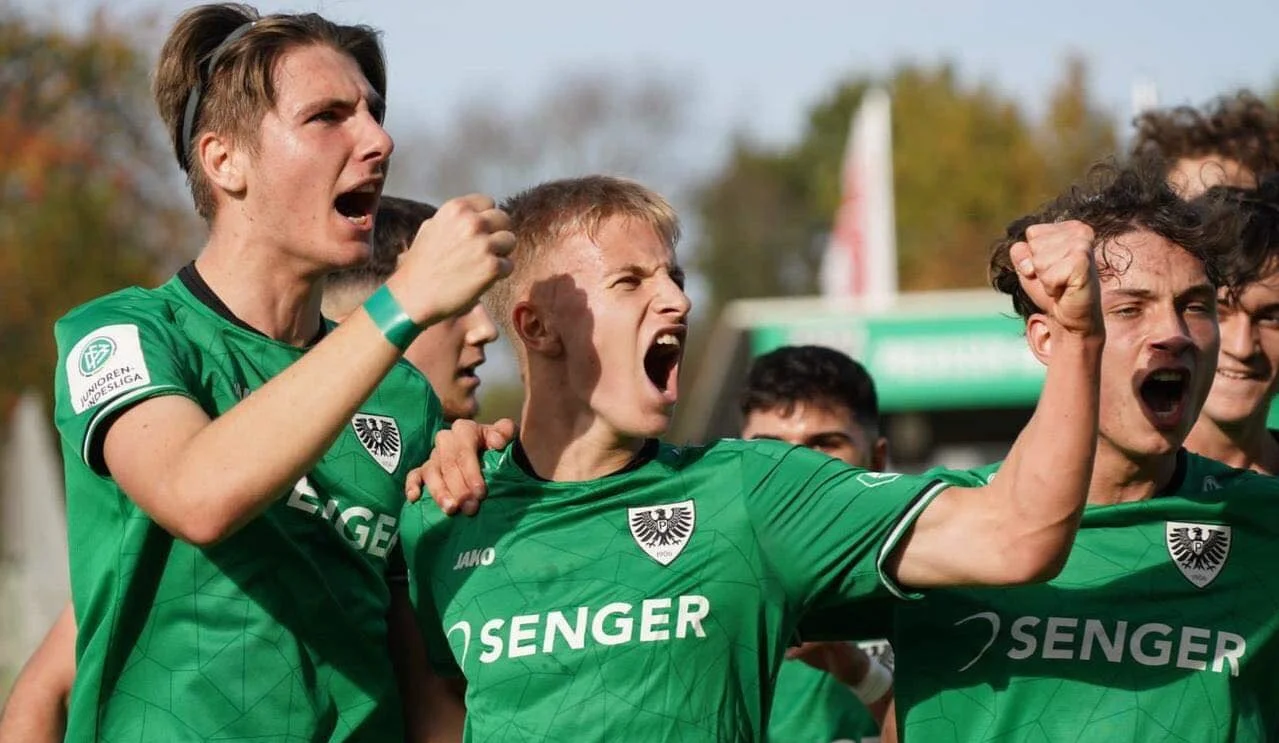 Данило Кревсун (у центрі) / Фото з відкритих джерел