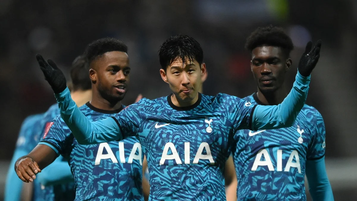 Сон забив Престону / Twitter "шпор"