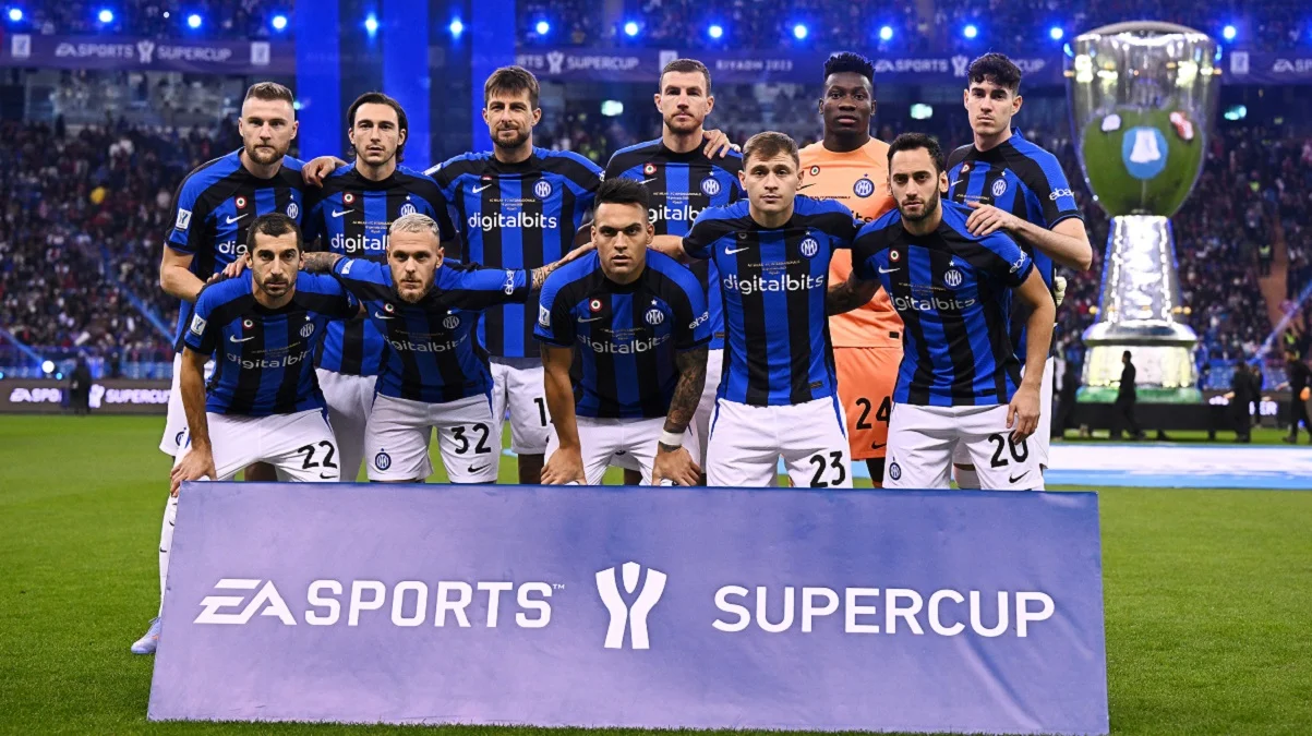 Мілан Шкріняр (верхній ряд, крайній ліворуч) / Getty Images