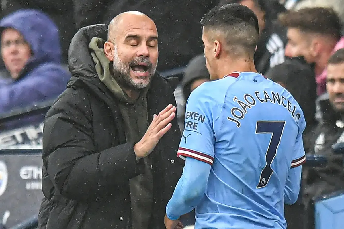 Пеп Гвардіола та Жоау Канселу / Goal.com