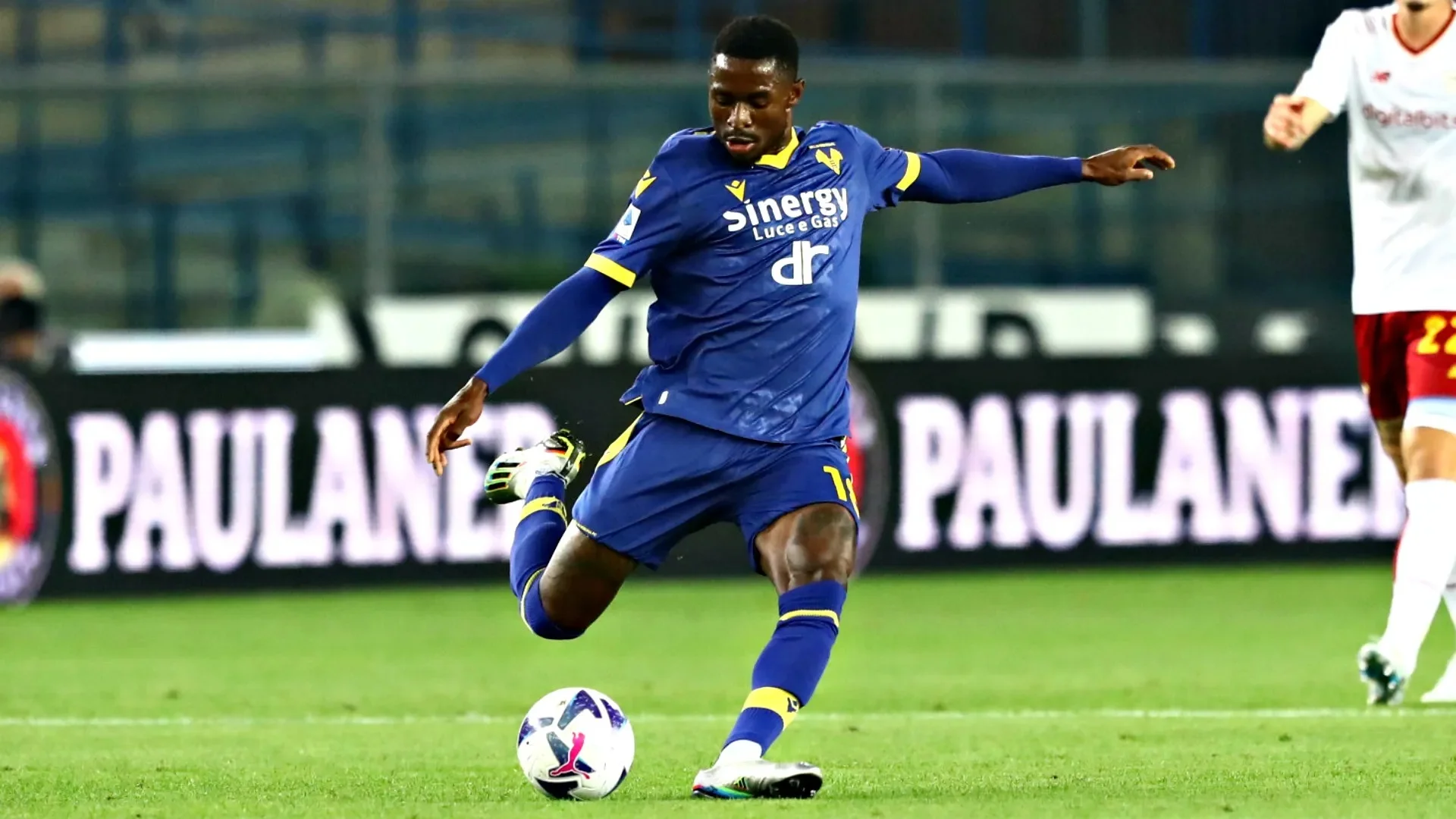 Мартін Онгла / camfoot.com