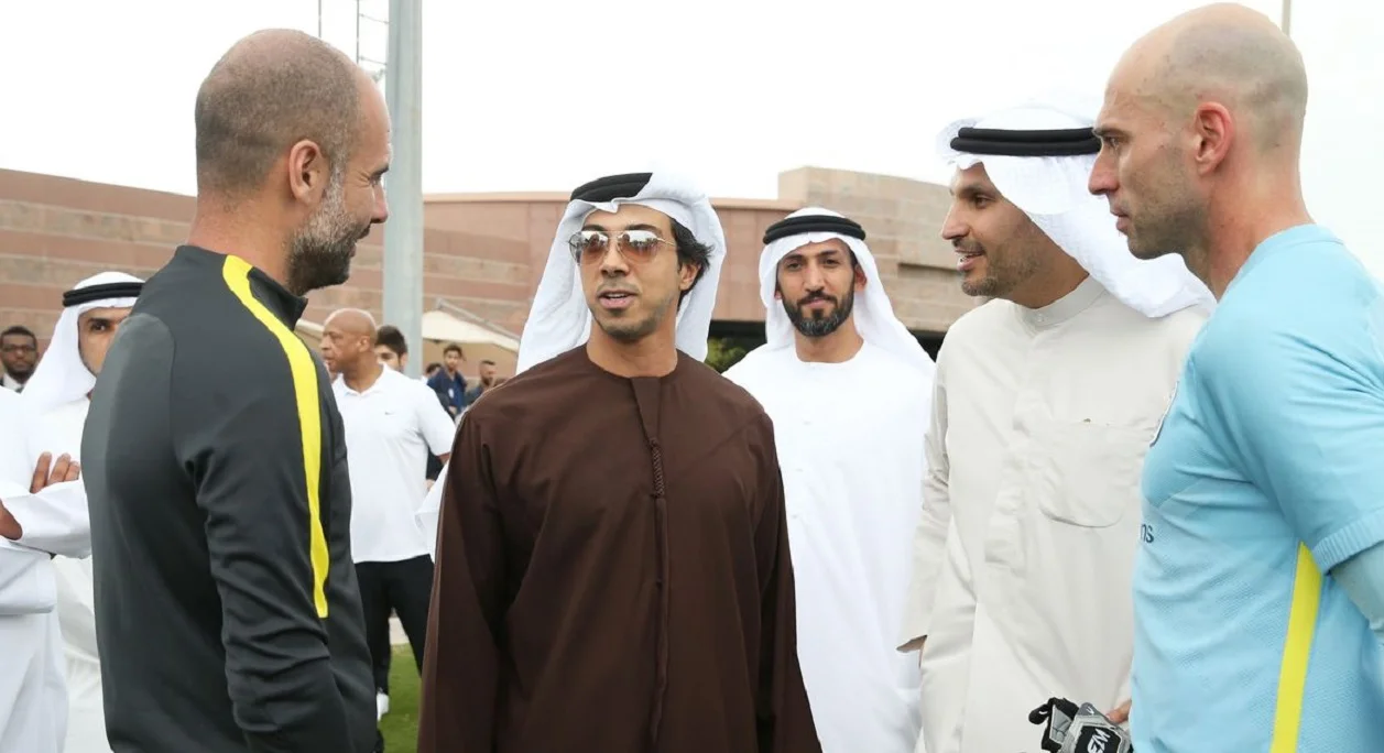 Гвардиола с владельцем Ман Сити шейхом Мансуром / Сайт клуба