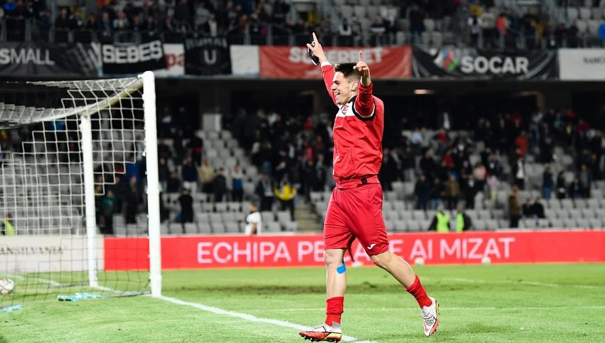 Даниэль Параскив / Instagram футболиста