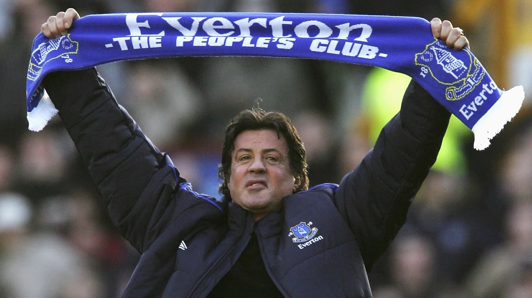 Сильвестр Сталлоне з шаликом Евертона