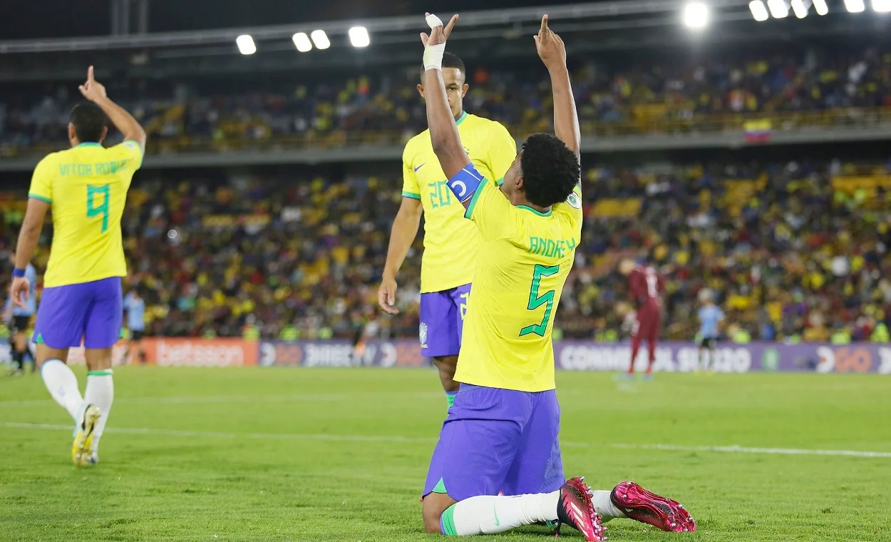 Бразилия – Уругвай – 2:0