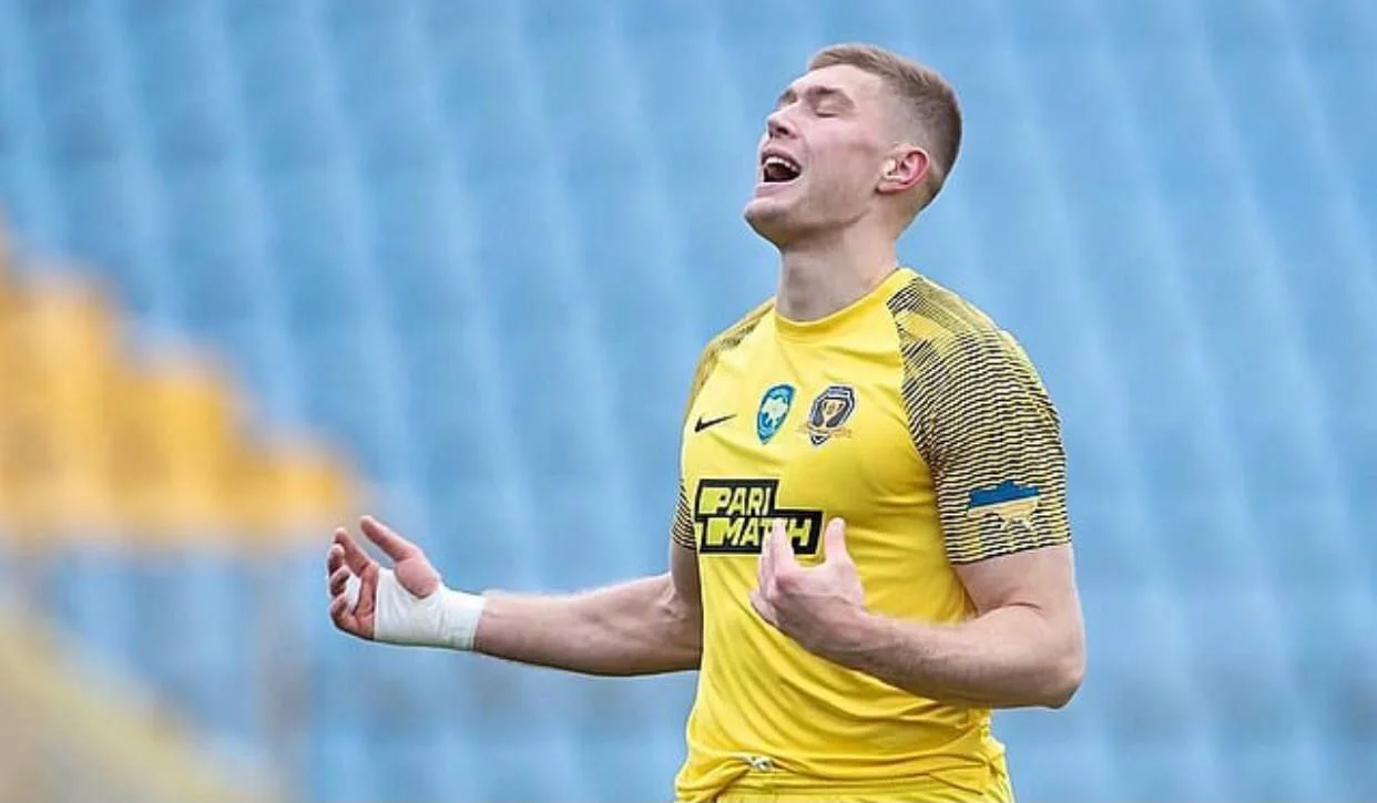 Артем Довбик / СК Дніпро-1