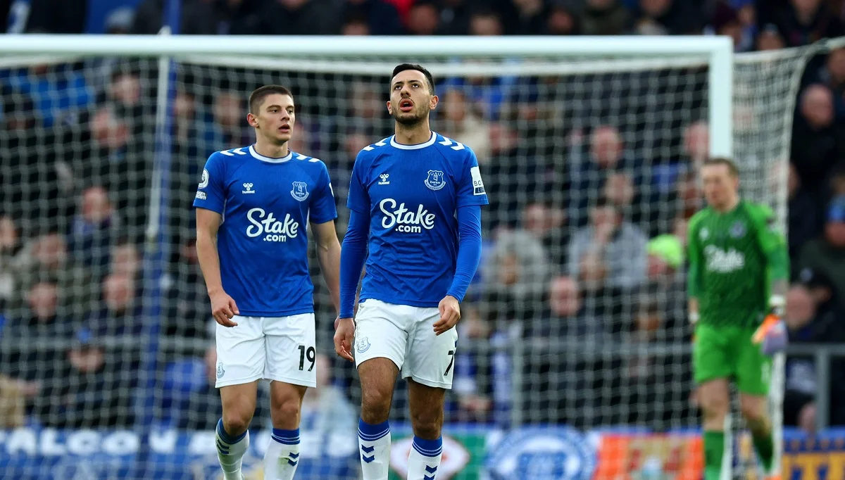 Фото к новости: Астон Вилла опустила Эвертон в зону вылета – "украденный" ассист Миколенко и историческое достижение Уоткинса