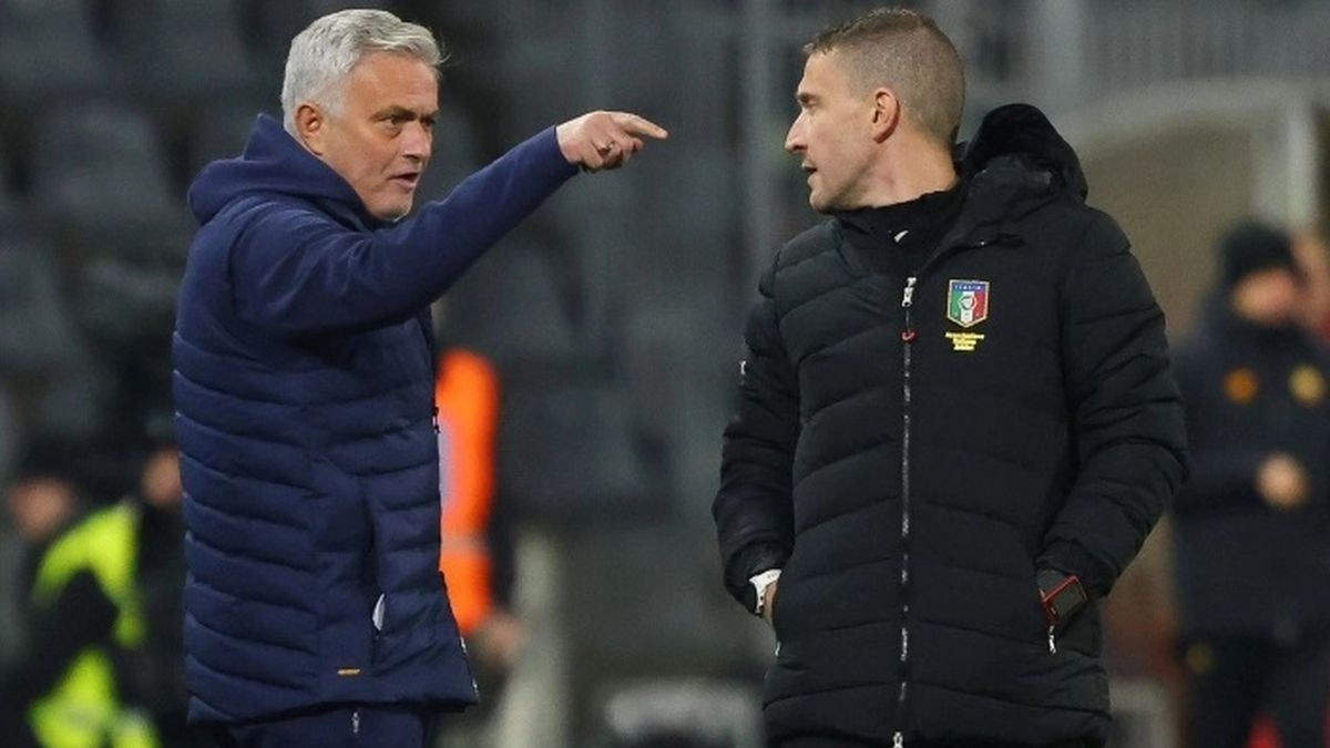 Жозе Моурінью та Марко Серра / football-italia.net